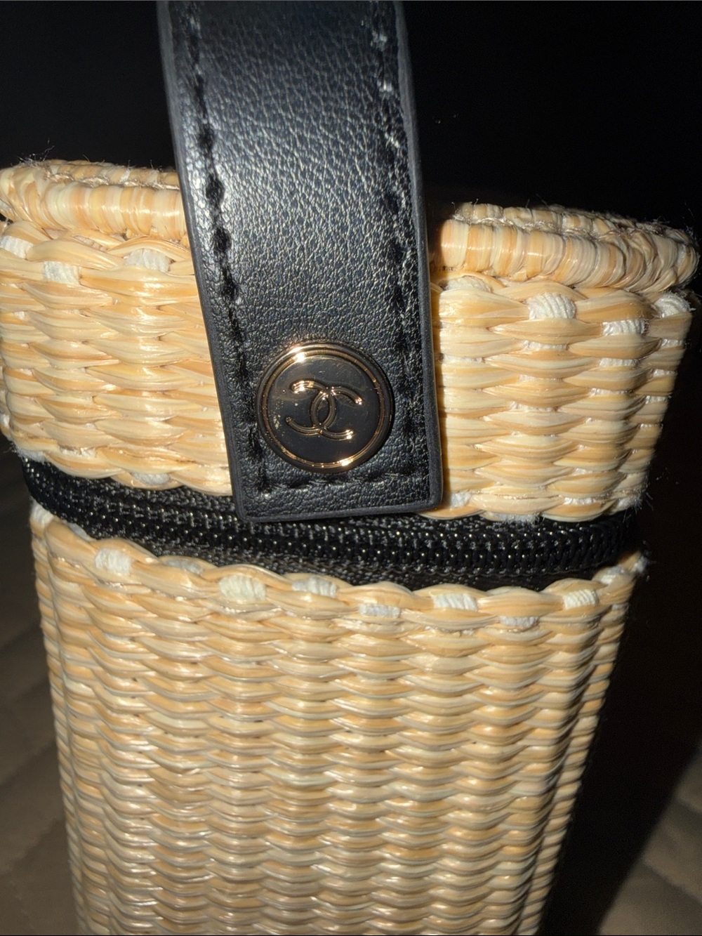 NEW! CHANEL Beauté Straw Cosmetic Bag in Natural and Black Trim - Picture 7 of 11